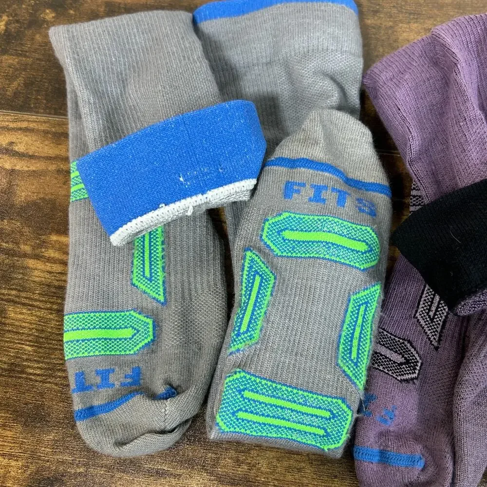 FITS Sz M Merino Wool Snowboard Socks Ultra Light Cushion Over Calf W 7.5-9.5